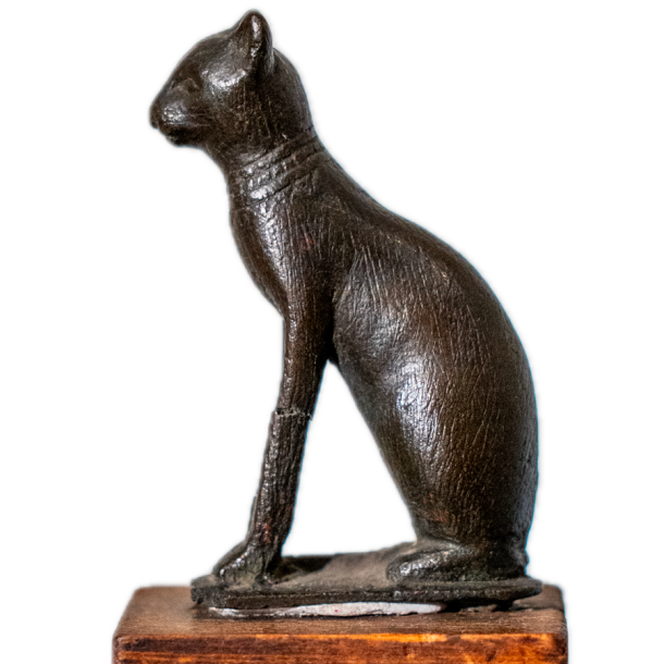 Statuette en bronze représentant le déesse « Bastet »