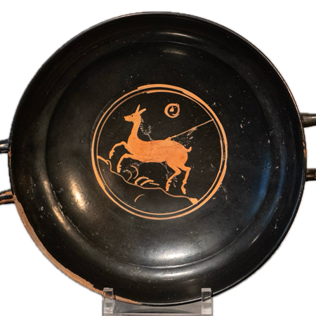 Coupe en c&eacute;ramique noire &agrave; d&eacute;cor de cervid&eacute;