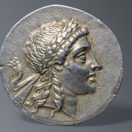 T&eacute;tradrachme-en-argent-sur-large-flan